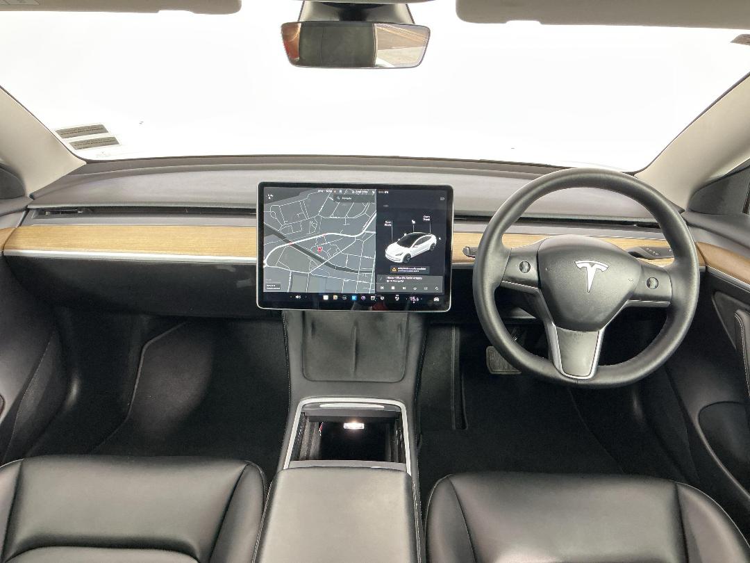 Photo '17' of Tesla Model 3 Photo '17' of Tesla Model 3