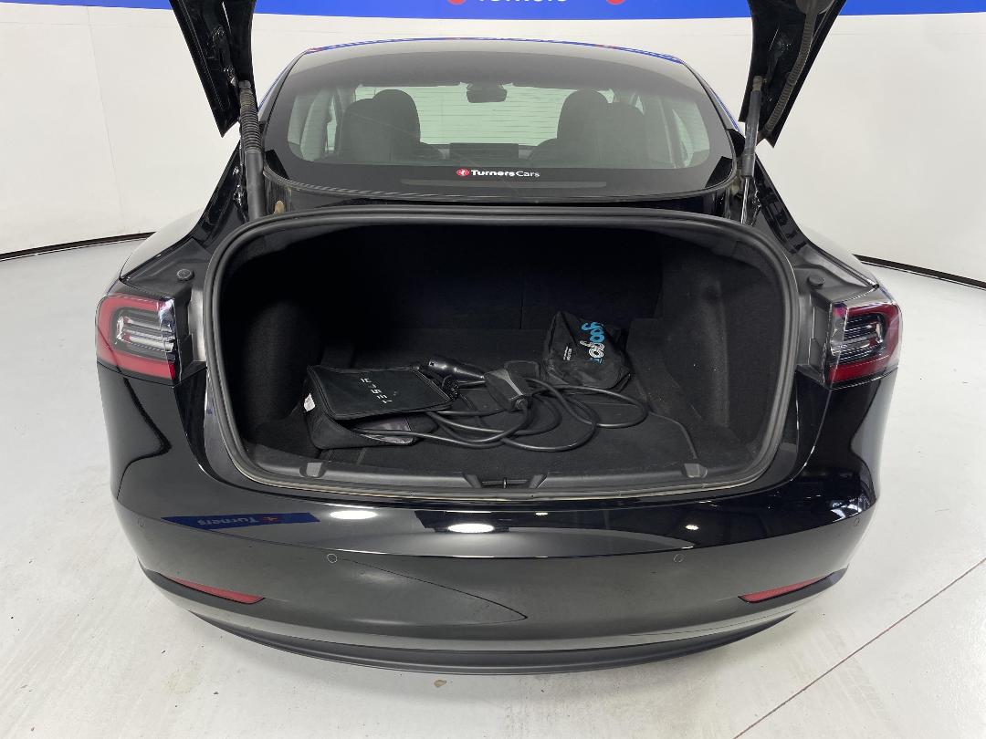 Photo '14' of Tesla Model 3 Photo '14' of Tesla Model 3