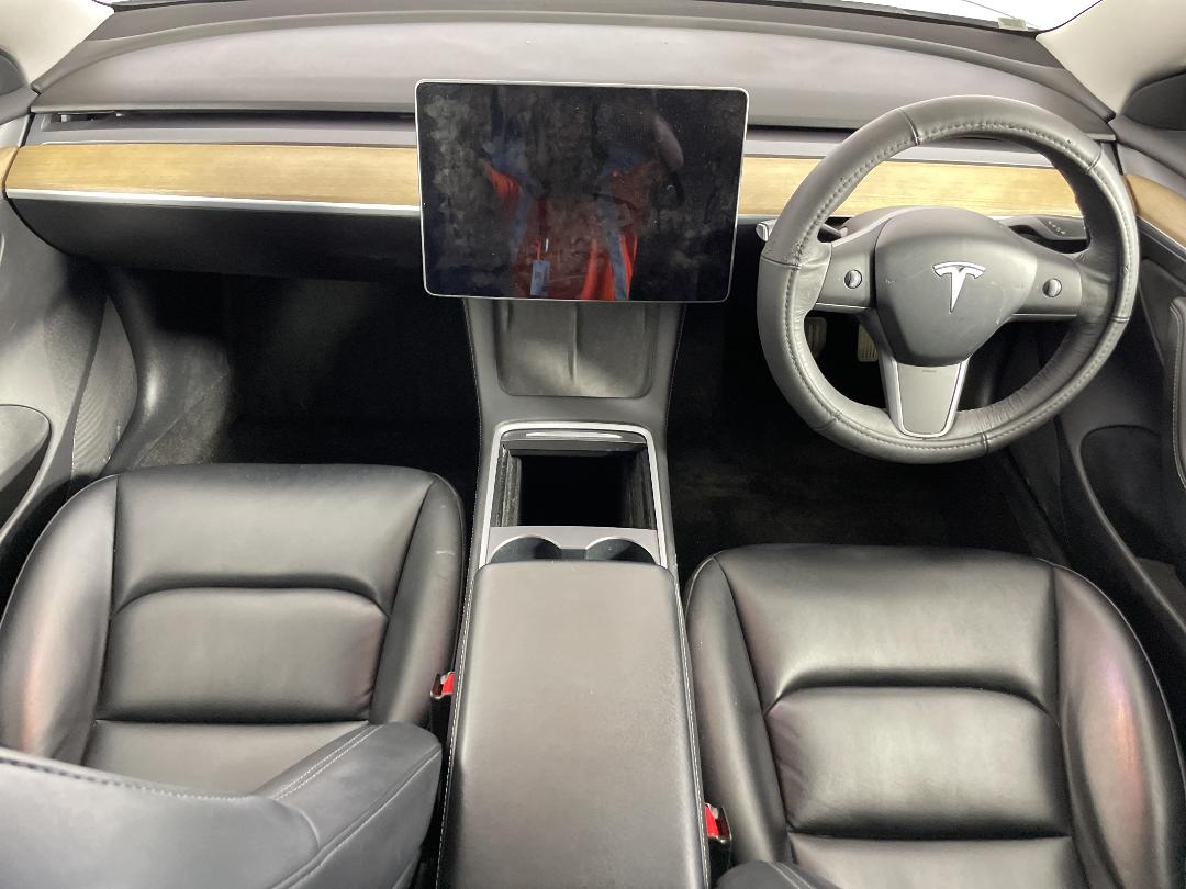 Photo '18' of Tesla Model 3 Photo '18' of Tesla Model 3