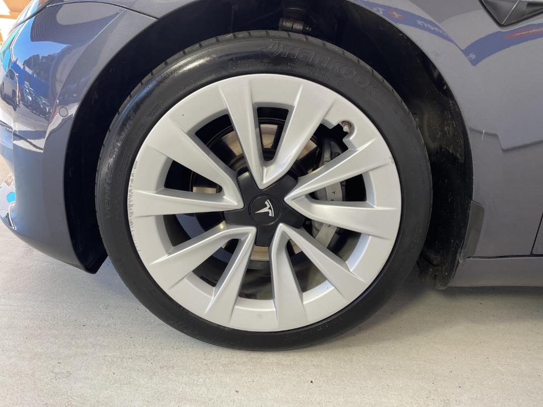 Photo '10' of Tesla Model 3 Photo '10' of Tesla Model 3