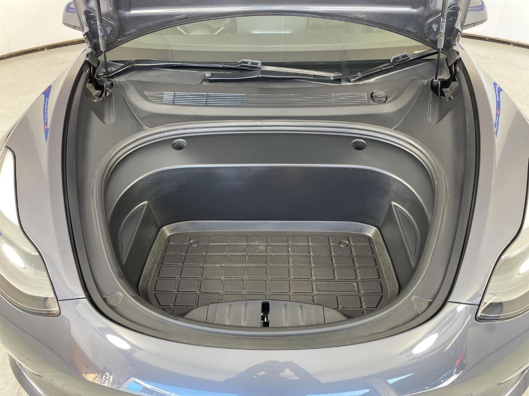 Photo '13' of Tesla Model 3 Photo '13' of Tesla Model 3