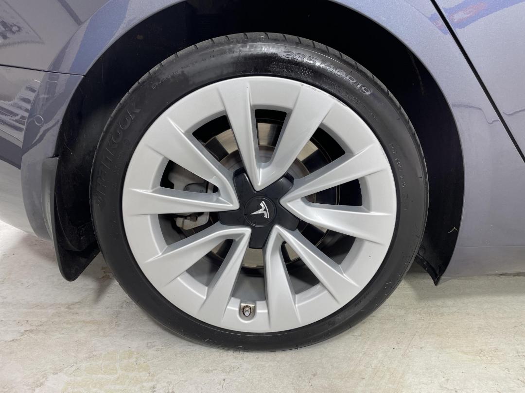 Photo '12' of Tesla Model 3 Photo '12' of Tesla Model 3