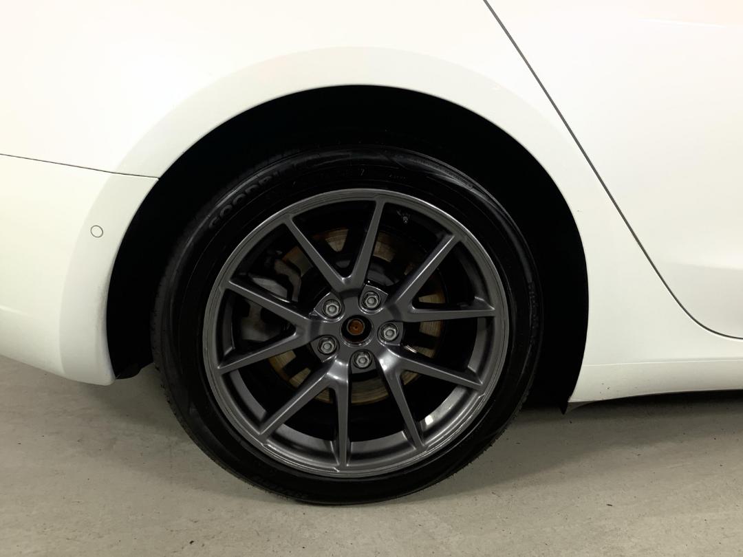 Photo '12' of Tesla Model 3