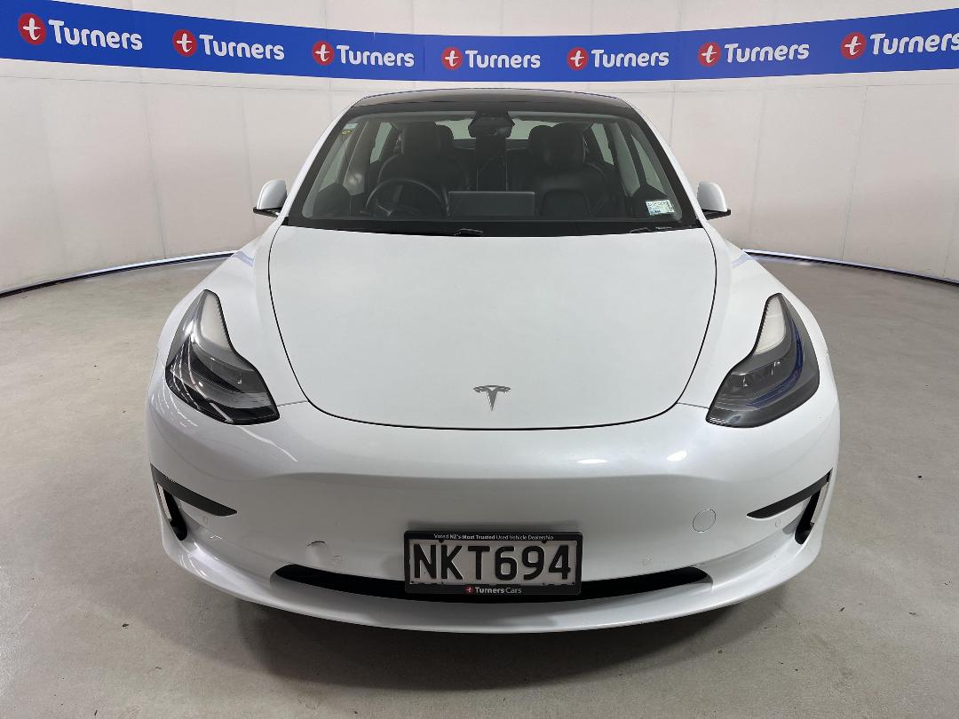 Photo '2' of Tesla Model 3