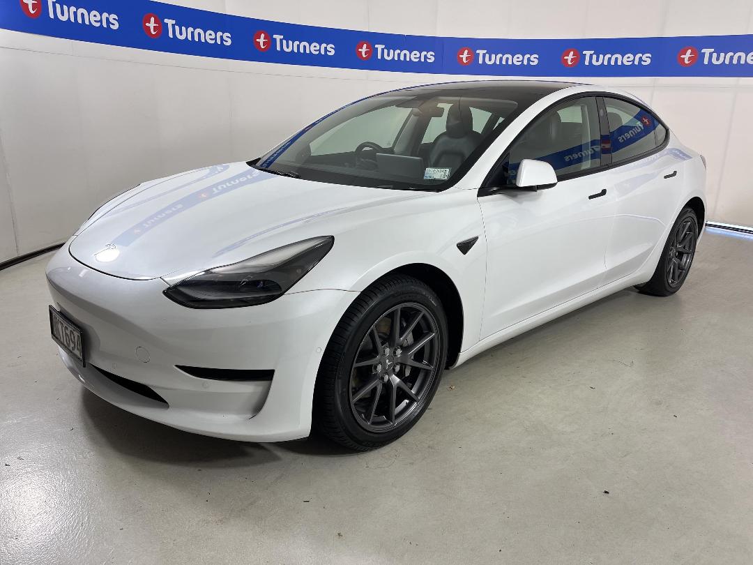 Photo '4' of Tesla Model 3