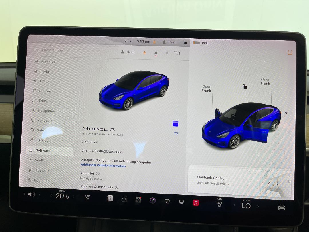 Photo '21' of Tesla Model 3
