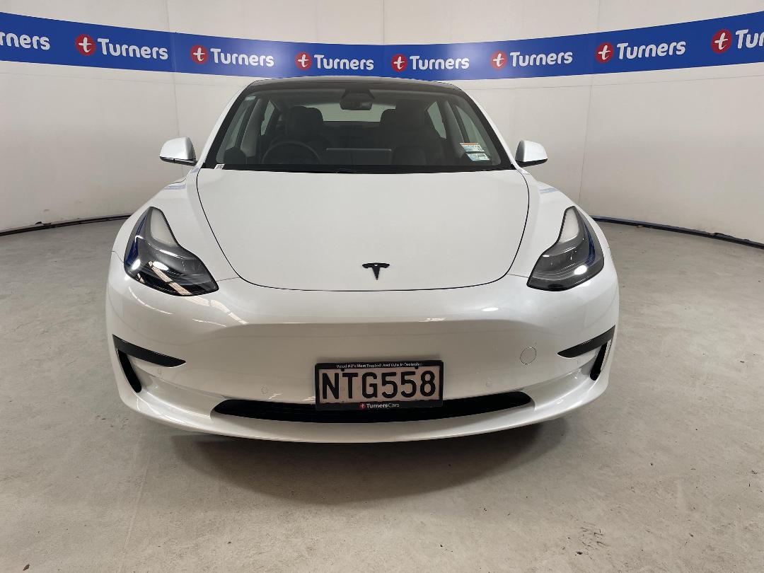 Photo '2' of Tesla Model 3