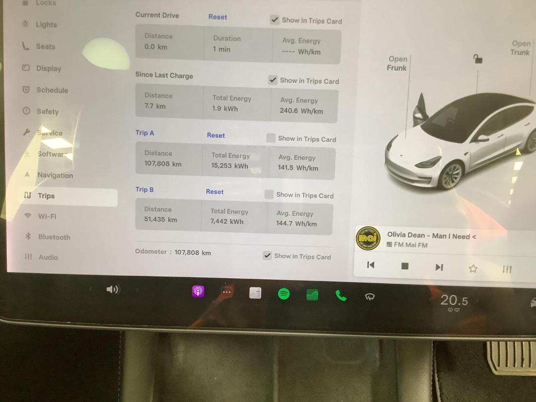 Photo '21' of Tesla Model 3