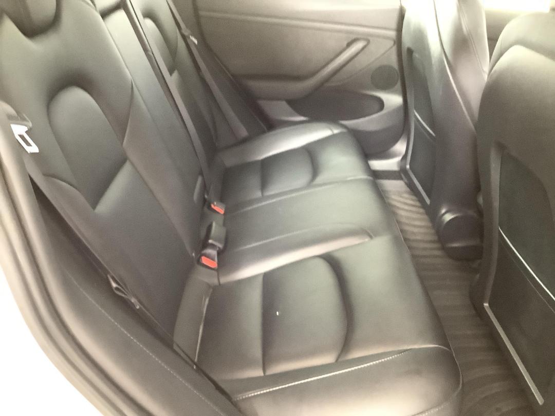 Photo '20' of Tesla Model 3