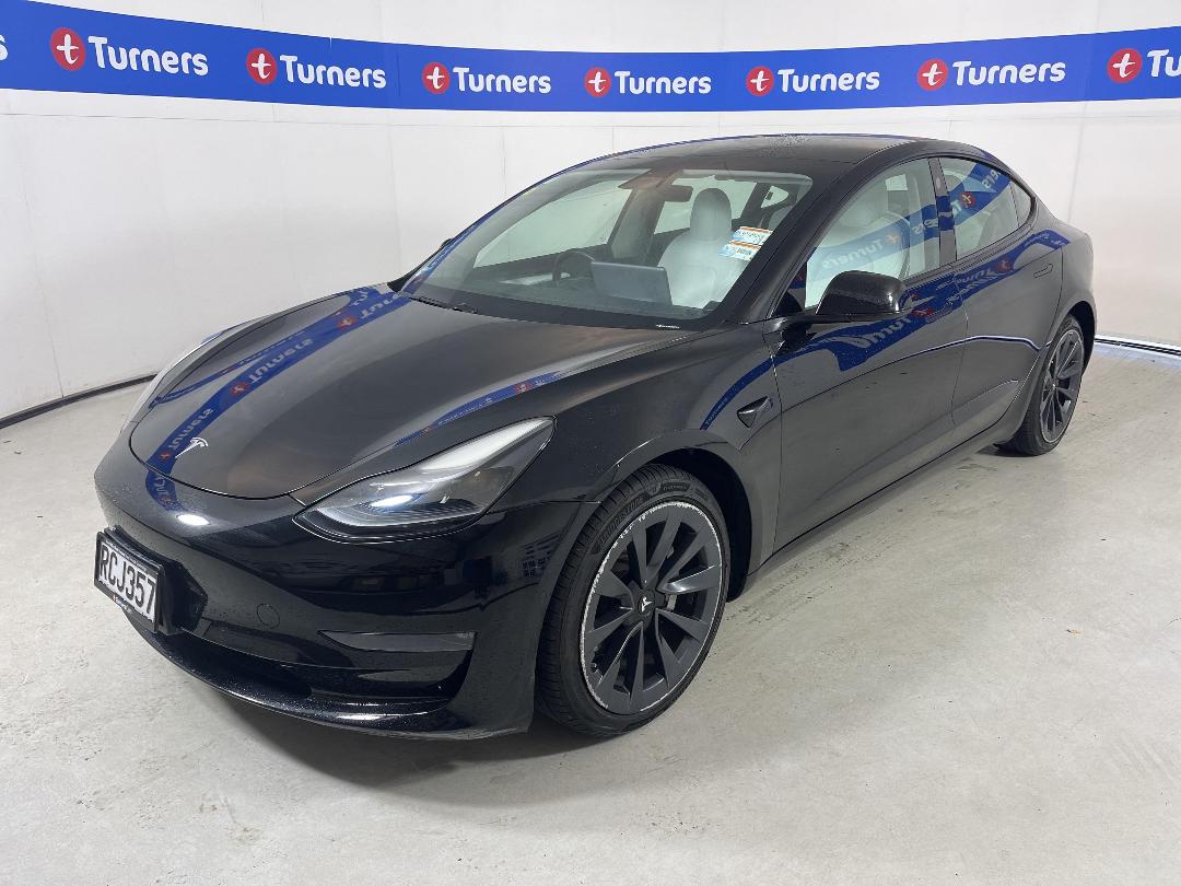 Photo '4' of Tesla Model 3