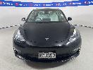 Thumbnail '2' of Tesla Model 3