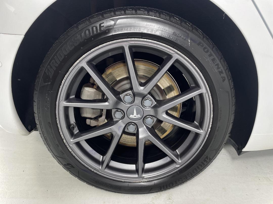 Photo '12' of Tesla Model 3