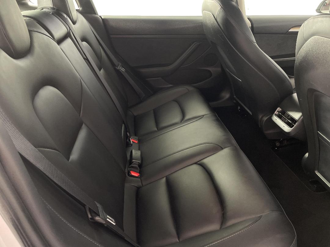 Photo '20' of Tesla Model 3