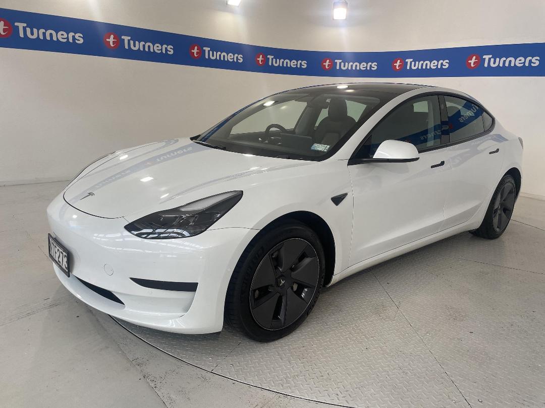 Photo '4' of Tesla Model 3