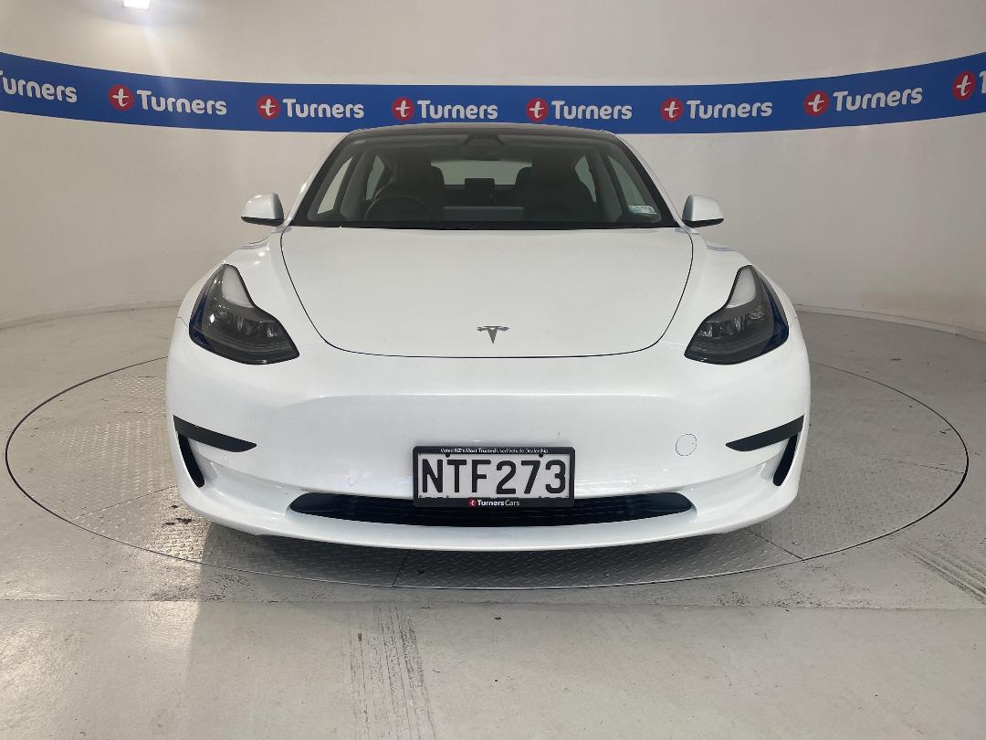 Photo '2' of Tesla Model 3