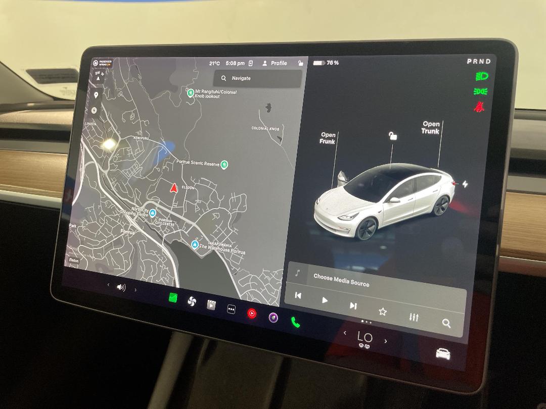 Photo '26' of Tesla Model 3