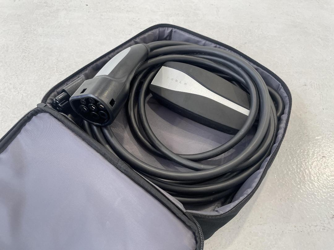 Photo '32' of Tesla Model 3