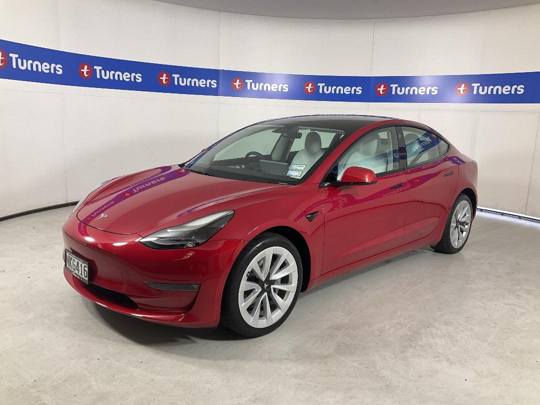 Photo '4' of Tesla Model 3
