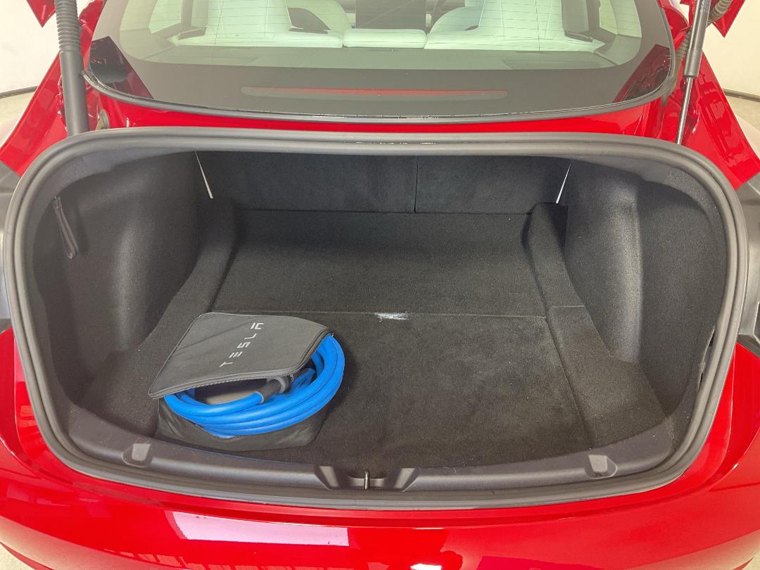 Photo '14' of Tesla Model 3