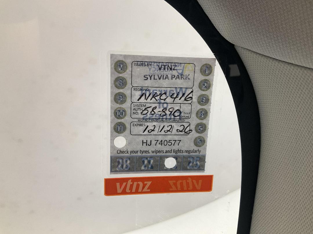 Photo '23' of Tesla Model 3