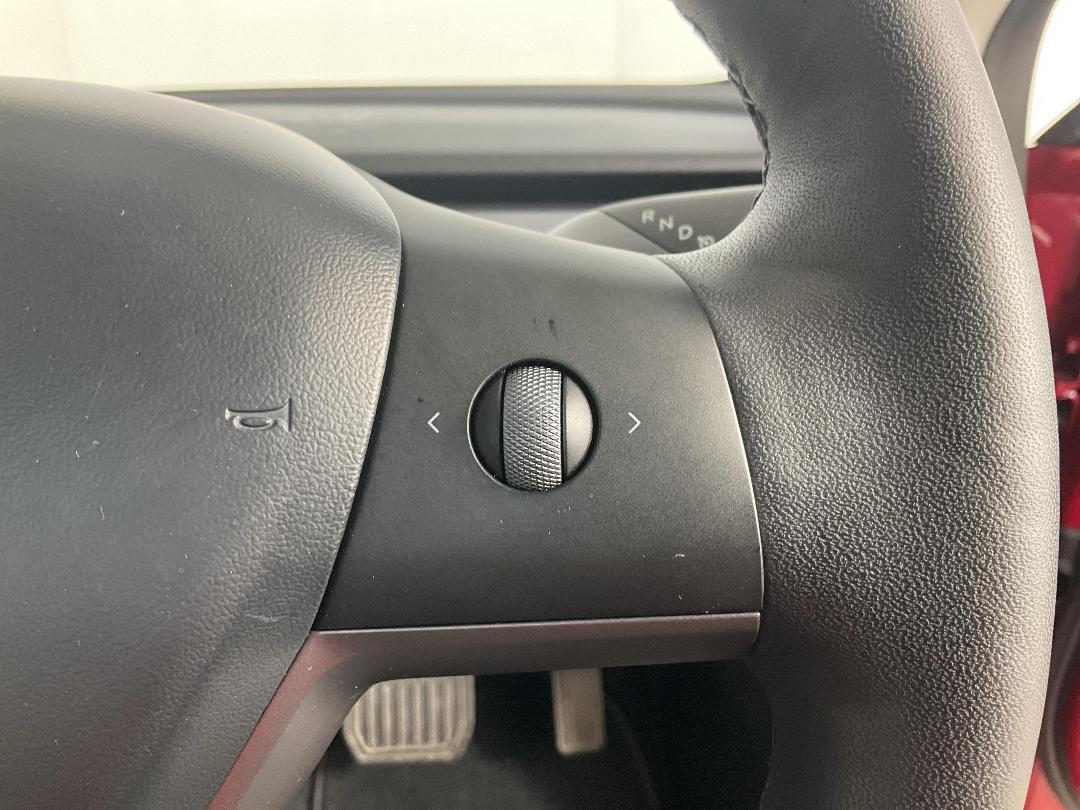 Photo '28' of Tesla Model 3