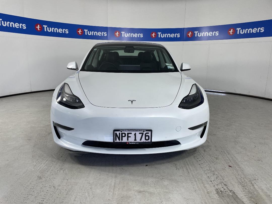 Photo '2' of Tesla Model 3
