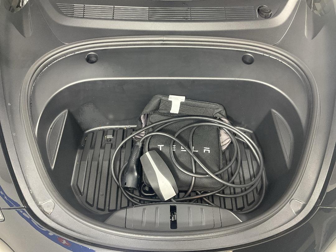 Photo '13' of Tesla Model 3 Photo '13' of Tesla Model 3