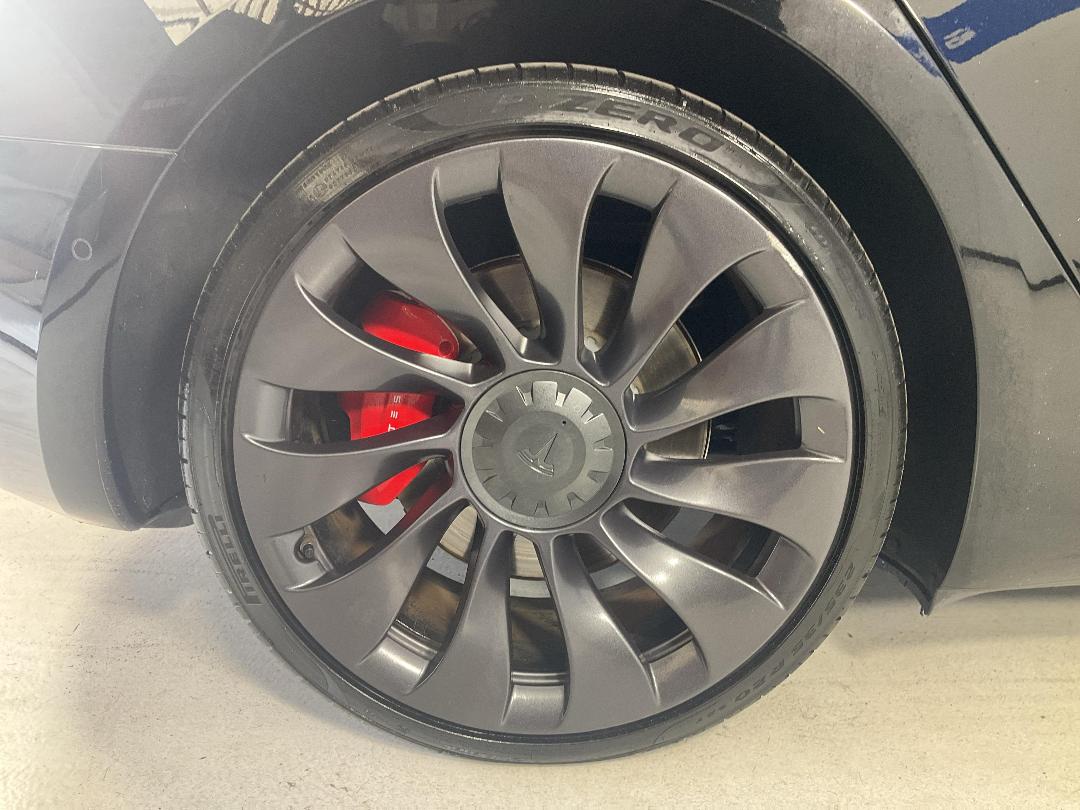 Photo '12' of Tesla Model 3 Photo '12' of Tesla Model 3