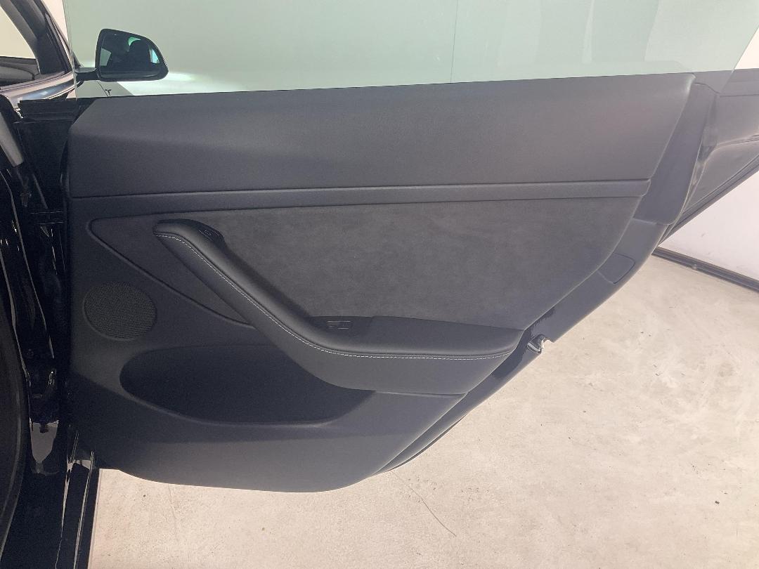 Photo '19' of Tesla Model 3 Photo '19' of Tesla Model 3