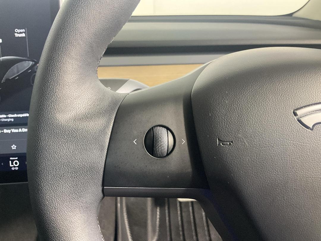 Photo '25' of Tesla Model 3 Photo '25' of Tesla Model 3