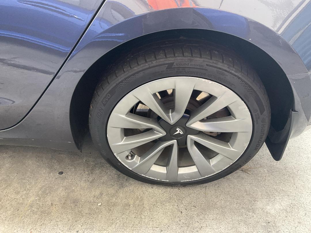 Photo '10' of Tesla Model 3 Standard Range Plus