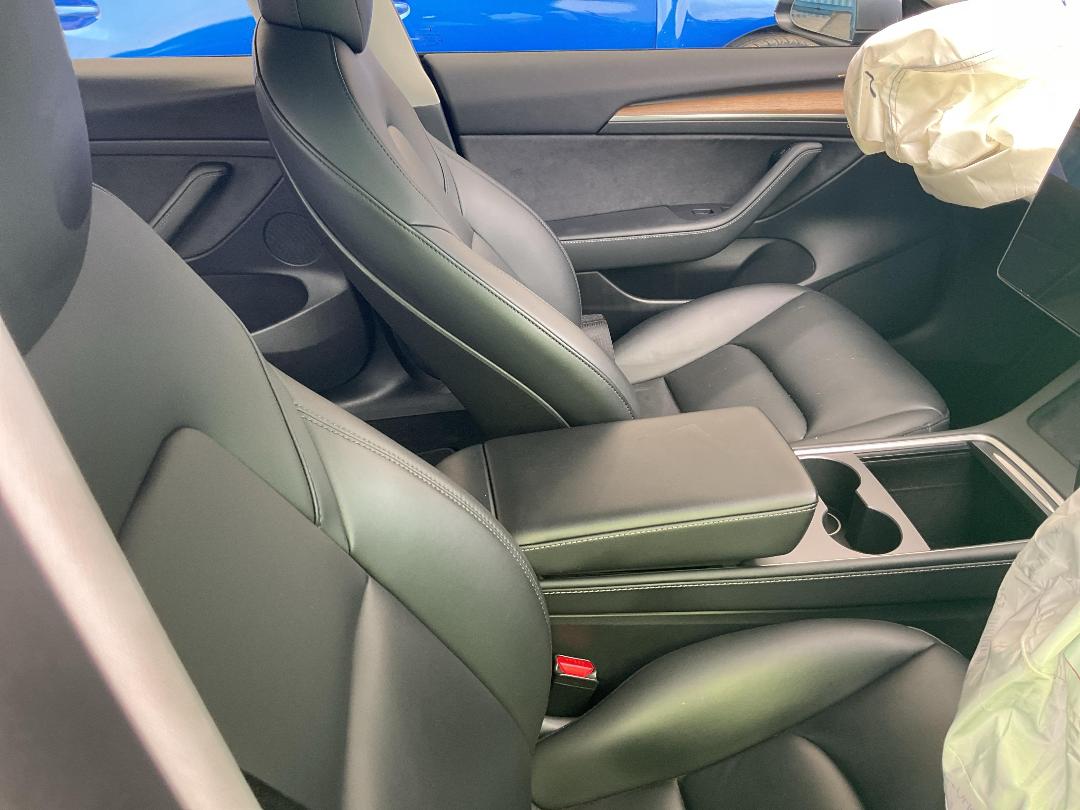 Photo '20' of Tesla Model 3 Standard Range Plus