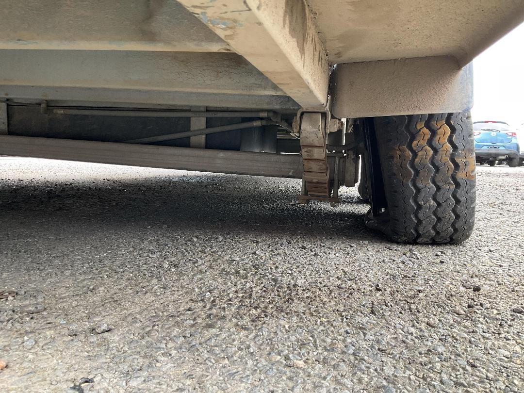 Photo '21' of THOROUGHBRED 3HVX Horse Float - Tandem