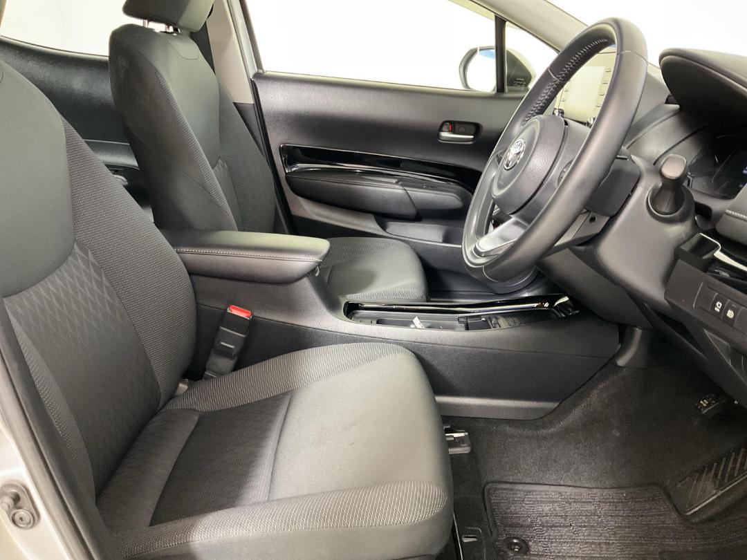 Photo '16' of Toyota Aqua Photo '16' of Toyota Aqua