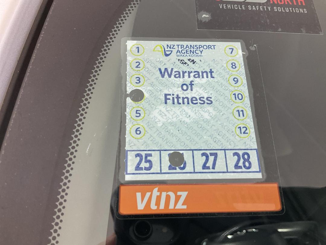 Photo '23' of Toyota Aqua Photo '23' of Toyota Aqua