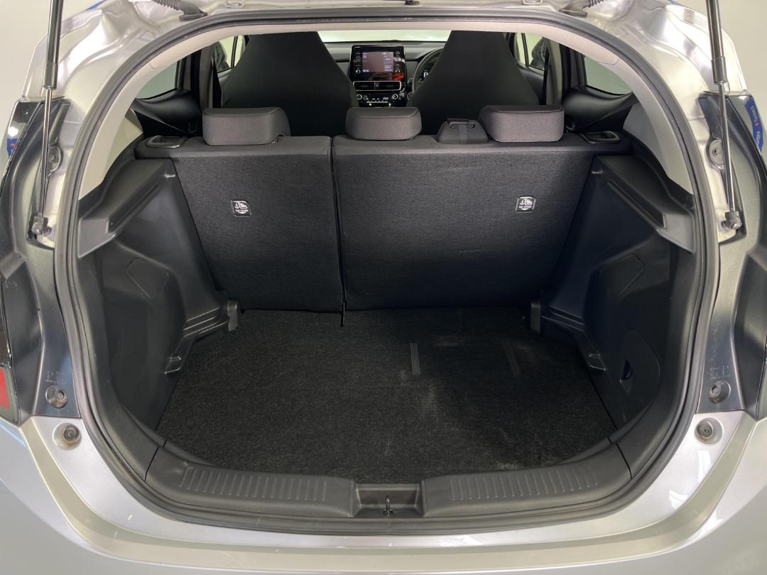 Photo '14' of Toyota Aqua Photo '14' of Toyota Aqua