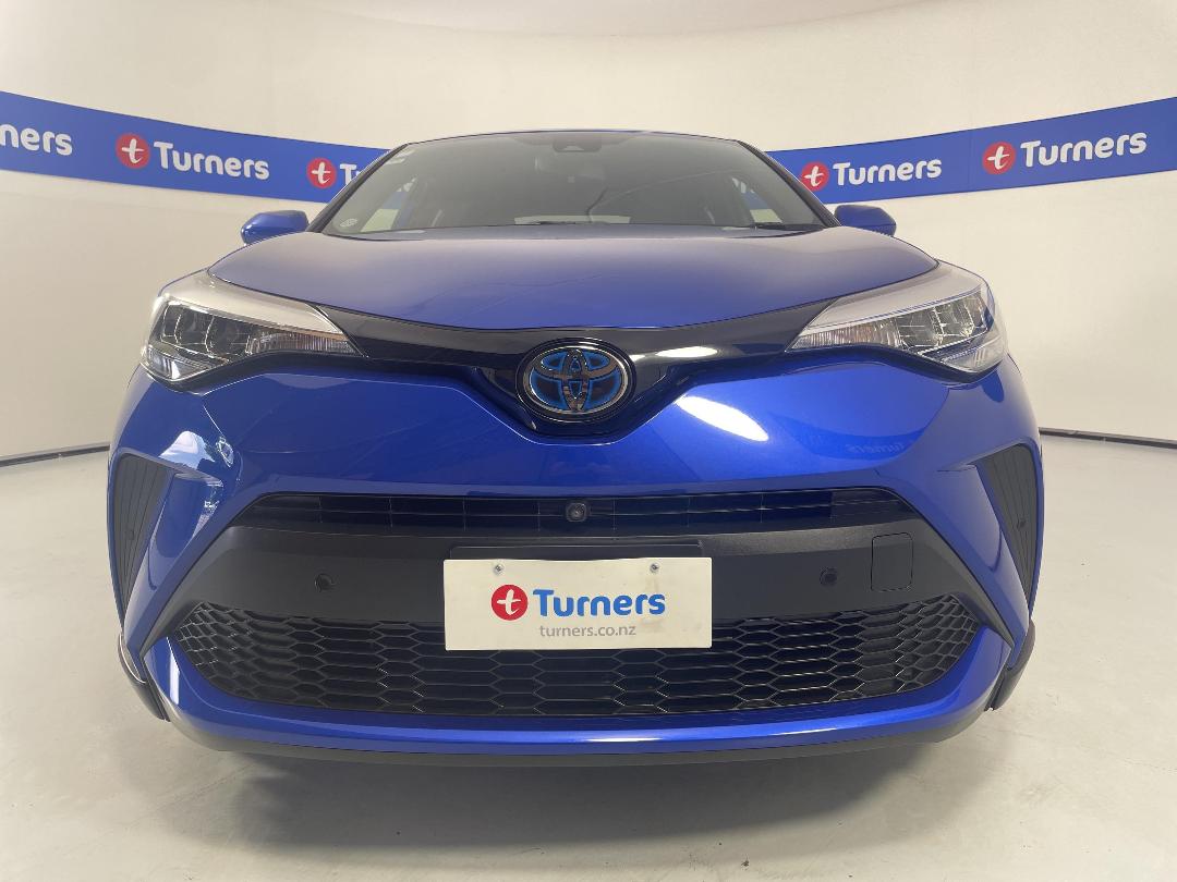 Photo '2' of Toyota C-HR