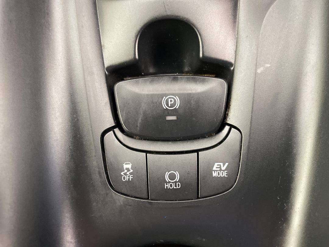 Photo '27' of Toyota C-HR