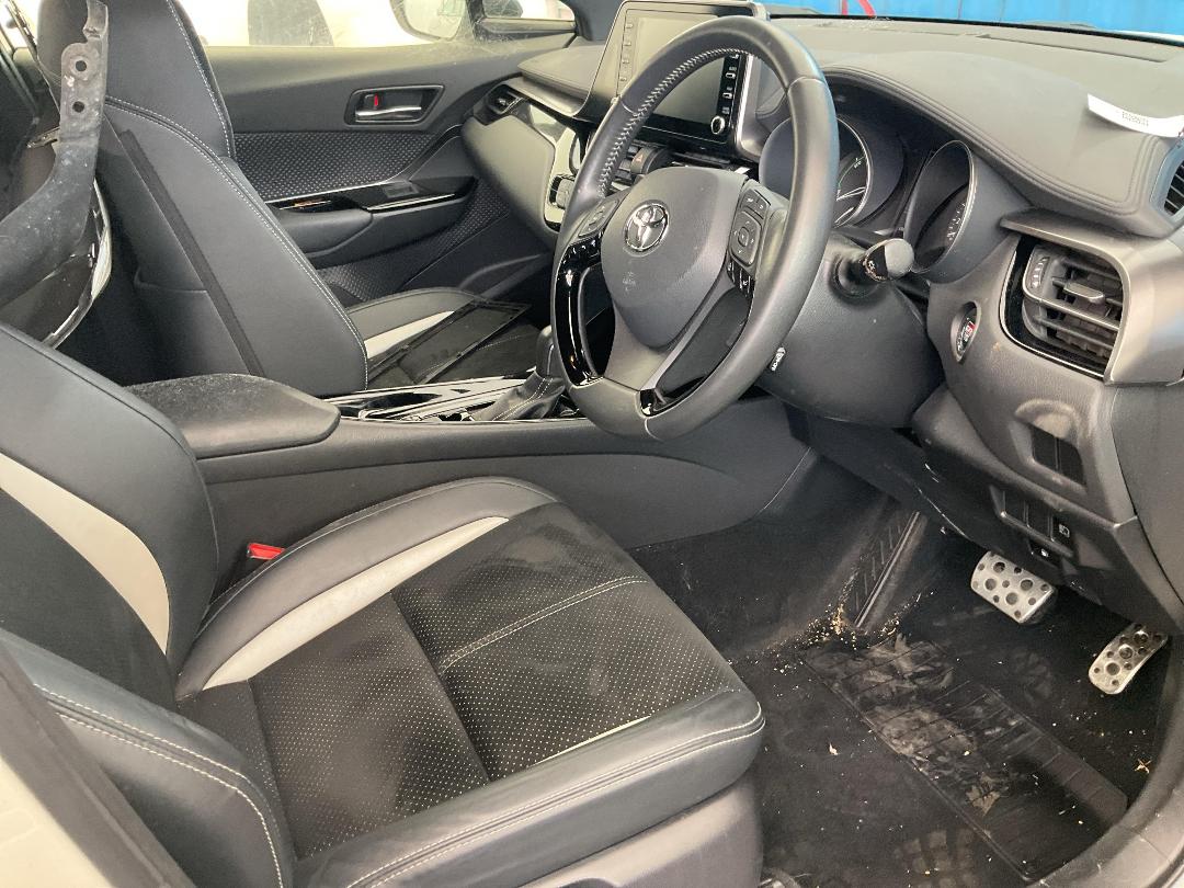 Photo '7' of Toyota C-HR GR Sport