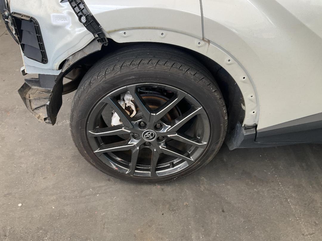 Photo '16' of Toyota C-HR GR Sport