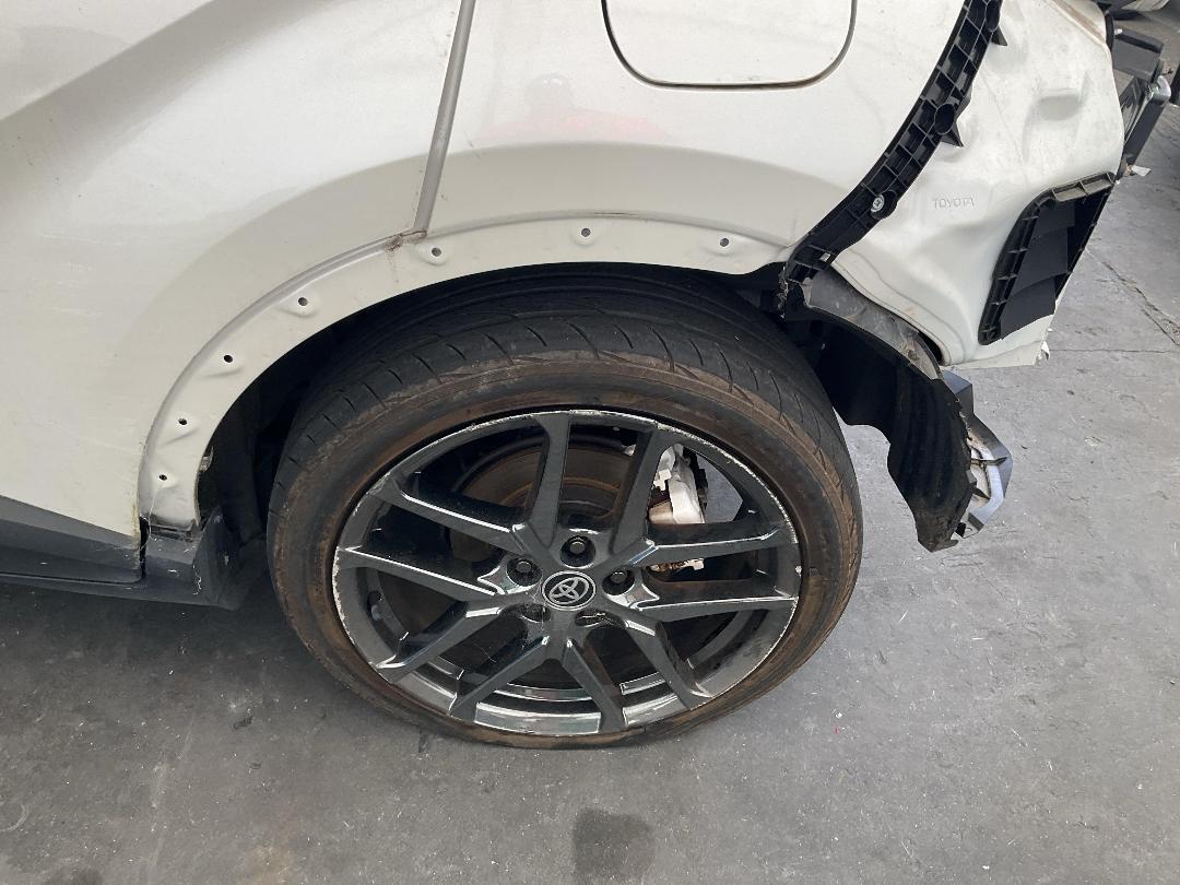 Photo '17' of Toyota C-HR GR Sport