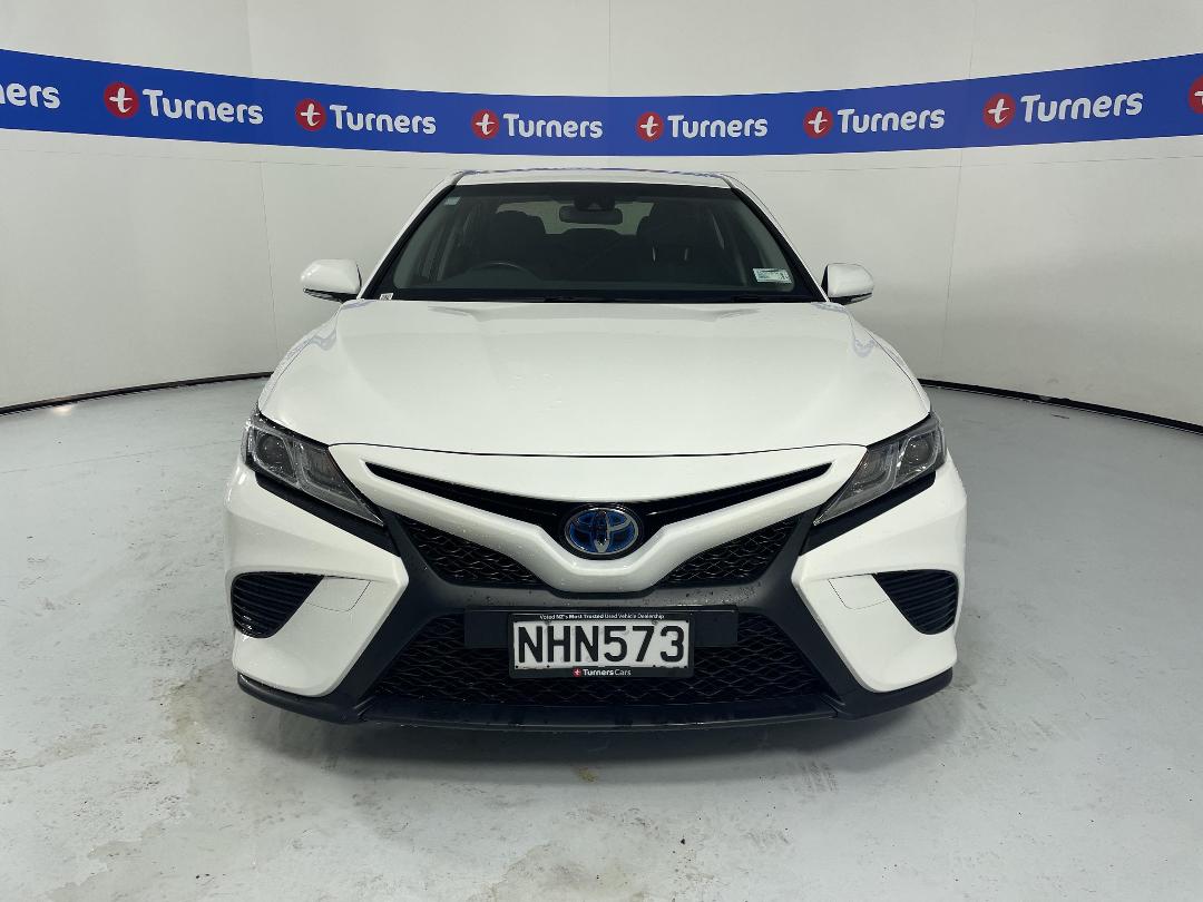 Photo '2' of Toyota Camry