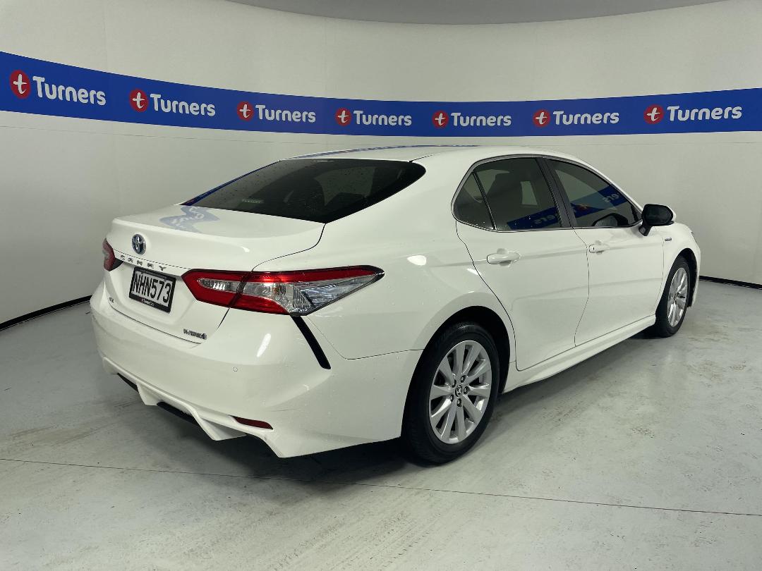 Photo '7' of Toyota Camry