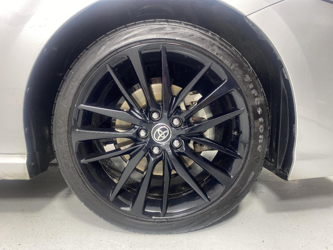 Photo '9' of Toyota Camry