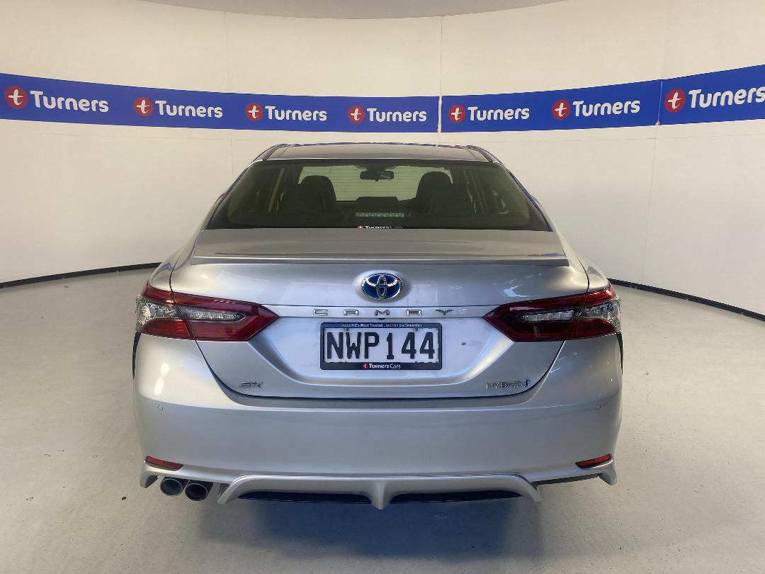 Photo '6' of Toyota Camry