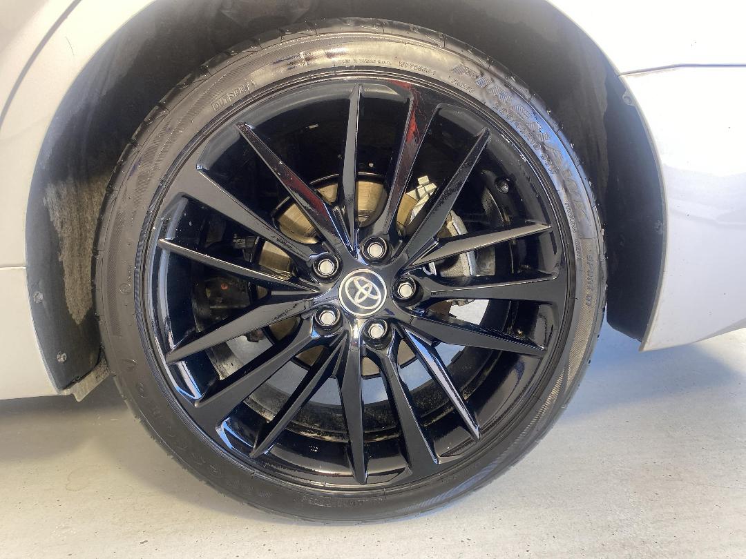 Photo '11' of Toyota Camry