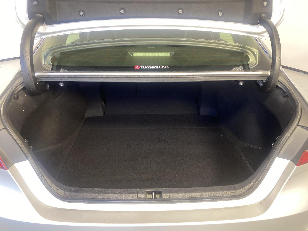 Photo '14' of Toyota Camry