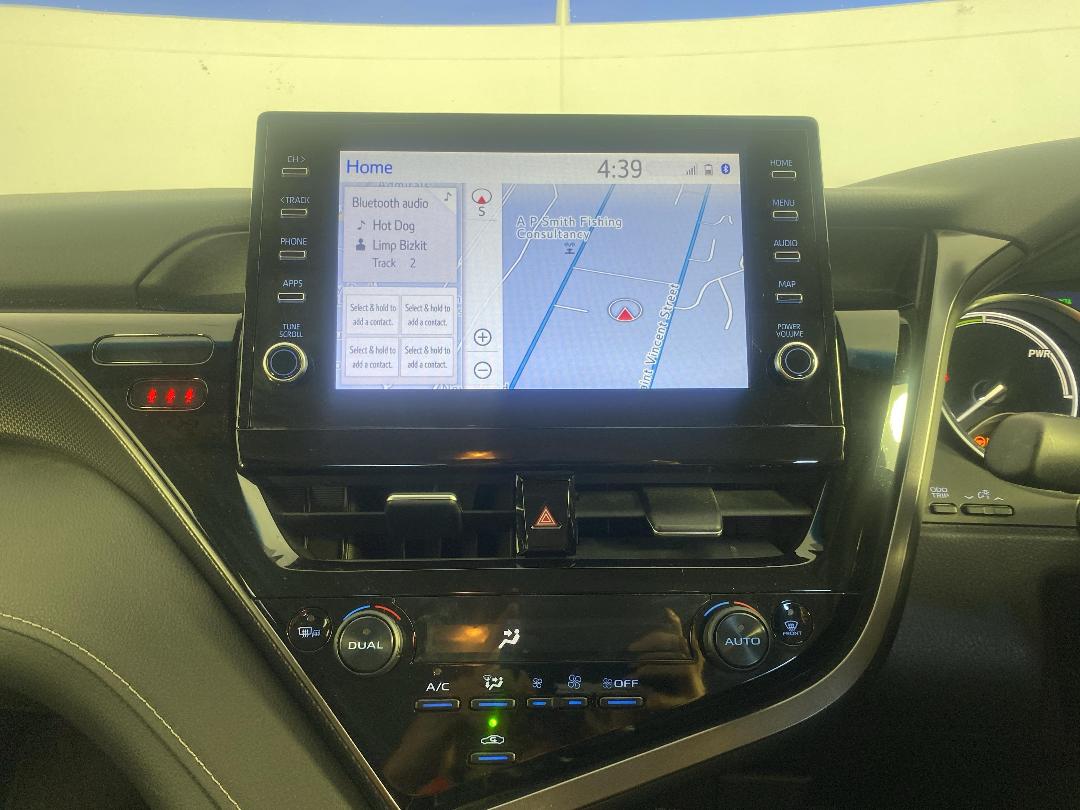 Photo '18' of Toyota Camry