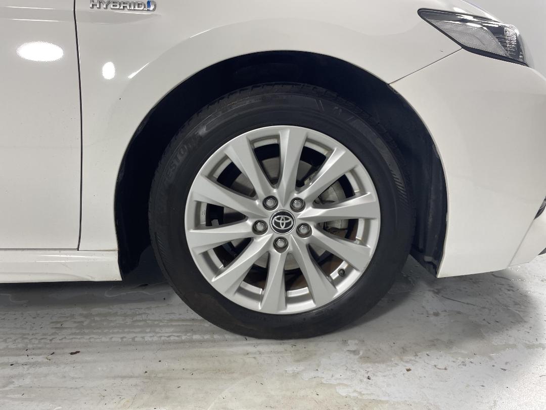 Photo '9' of Toyota Camry