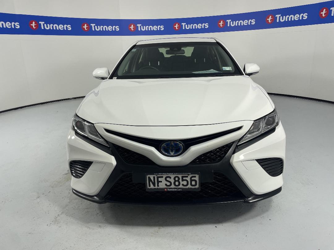 Photo '2' of Toyota Camry